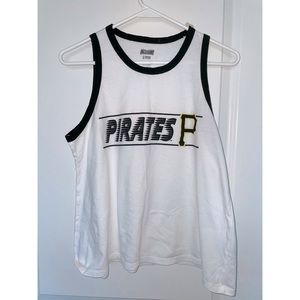 NWT - Tailgate brand American Eagle - Size S - black/white